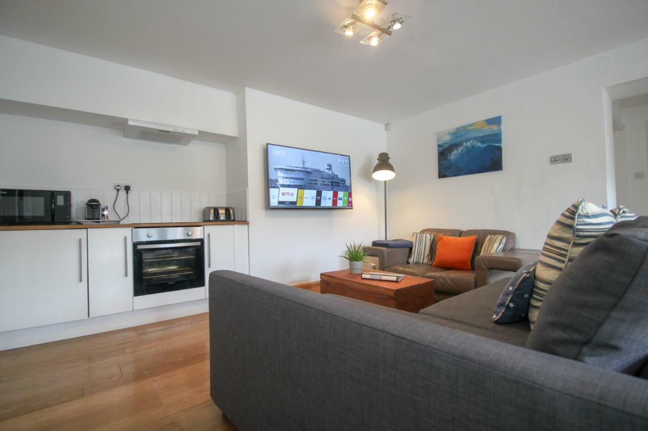 Just B -Town Centre, 2 X Double Bedroom Apartment With Smart Tv, Full Kitchen & Great 1400 Power Shower! St Elmo Cottage Дартмаут Экстерьер фото