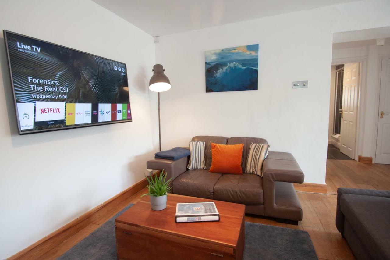 Just B -Town Centre, 2 X Double Bedroom Apartment With Smart Tv, Full Kitchen & Great 1400 Power Shower! St Elmo Cottage Дартмаут Экстерьер фото